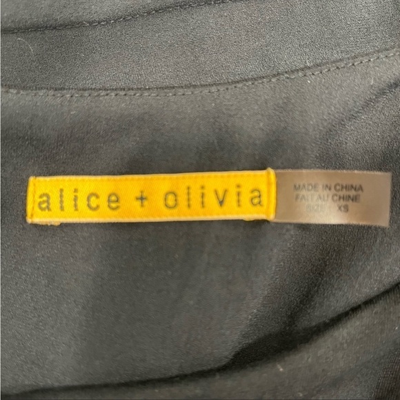 ALICE + OLIVIA Delphine Dolman Dress
Black 
Size XS - Picture 6 of 8